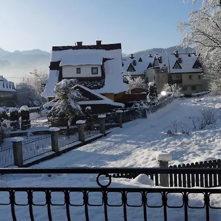 Sun & Snow, Pardalowka アパート *