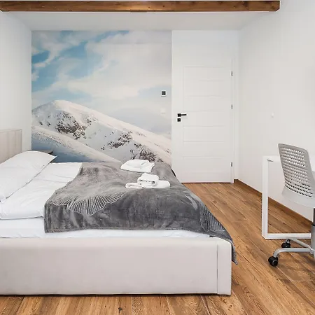 Pardalowka, Sun & Snow *