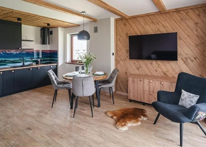 Pardalowka, Sun & Snow *