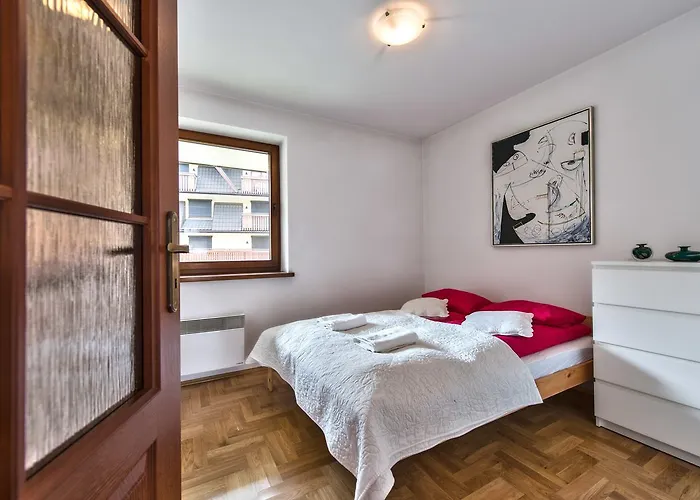 Pardalowka, Sun & Snow *